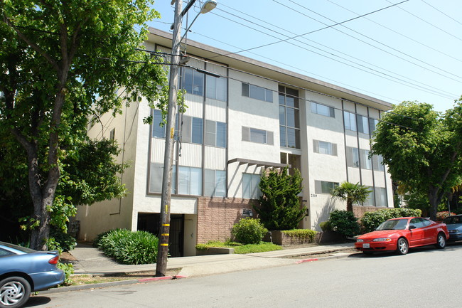 2519 Parker St in Berkeley, CA - Foto de edificio - Building Photo