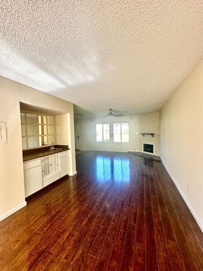 5042 Glide Dr in Davis, CA - Building Photo - Building Photo