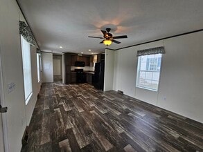 6 Daisy Ln in Weedsport, NY - Building Photo - Building Photo