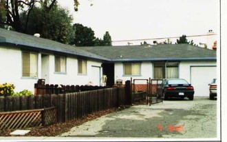 126-128 Kitto Dr Apartments