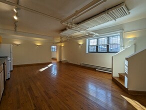 957 W Cornelia Ave, Unit 1b in Chicago, IL - Building Photo - Building Photo