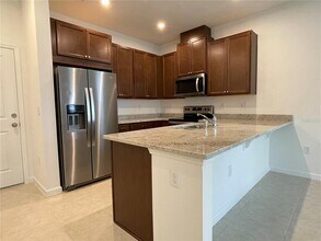 11945 Sunsail Ave in Orlando, FL - Building Photo - Building Photo