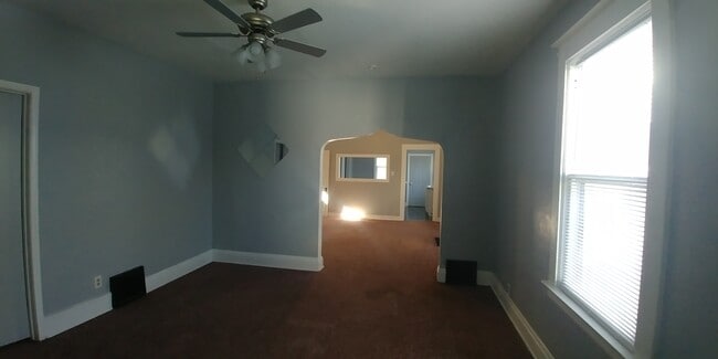1560 Buckingham St in Toledo, OH - Foto de edificio - Building Photo