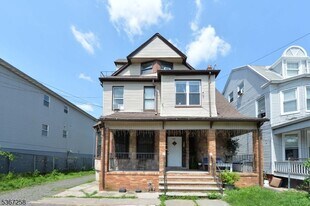 100 N 9th St in Newark, NJ - Building Photo