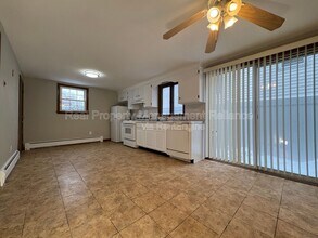 75 Preston St in Everett, MA - Building Photo - Building Photo