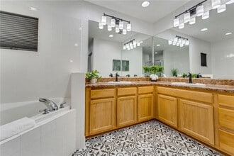 9051 Treasure Trove Ln in Kissimmee, FL - Building Photo - Building Photo