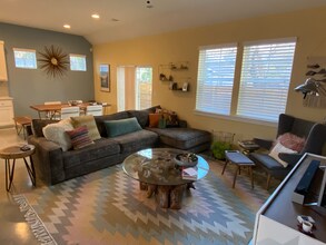 2700 Francisco St in Austin, TX - Foto de edificio - Building Photo