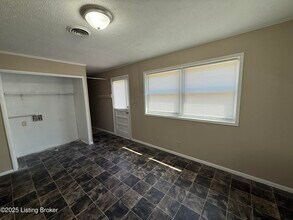 6709 Rebecca Ln in Louisville, KY - Building Photo - Building Photo