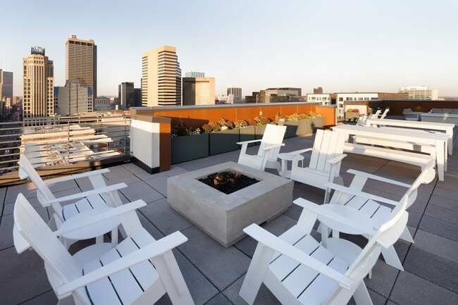 250 High in Columbus, OH - Building Photo - Building Photo