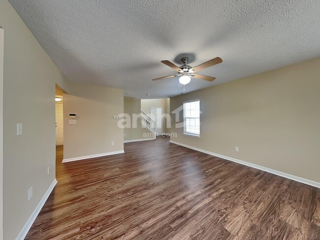 1925 Tourmaline Dr in Westfield, IN - Foto de edificio - Building Photo