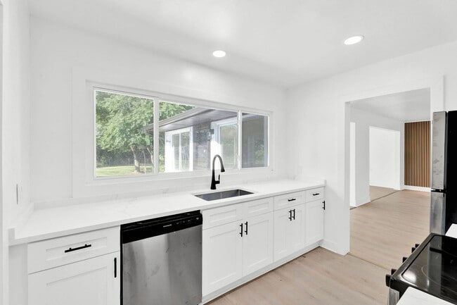 property at 2590 Walnut Lake Rd