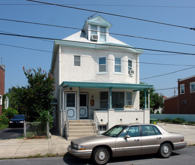 355 Prospect Ave in Bridgeport, PA - Building Photo - Building Photo