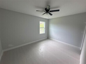 7114 Sunnybrook Blvd in Englewood, FL - Building Photo - Building Photo