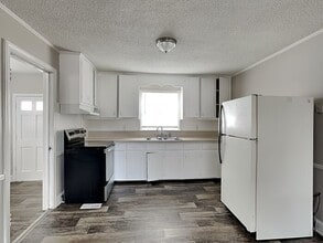 1432 Mt Gallant Rd in Rock Hill, SC - Foto de edificio - Building Photo