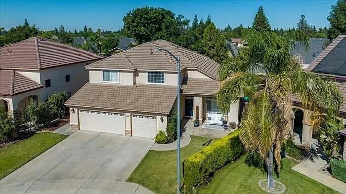 2672 Park Ave in Clovis, CA - Building Photo