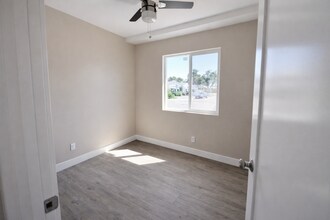 5056 Rockford Dr in San Diego, CA - Building Photo - Building Photo