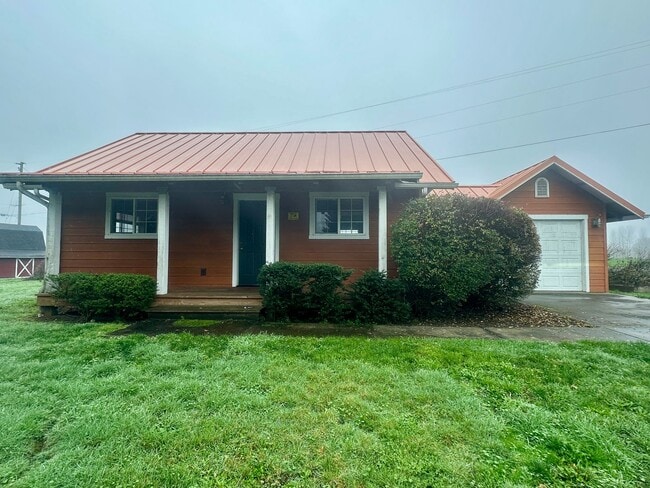 property at 4645 NE Elliott Cir