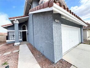 4580 Allenford Dr in Las Vegas, NV - Building Photo - Building Photo