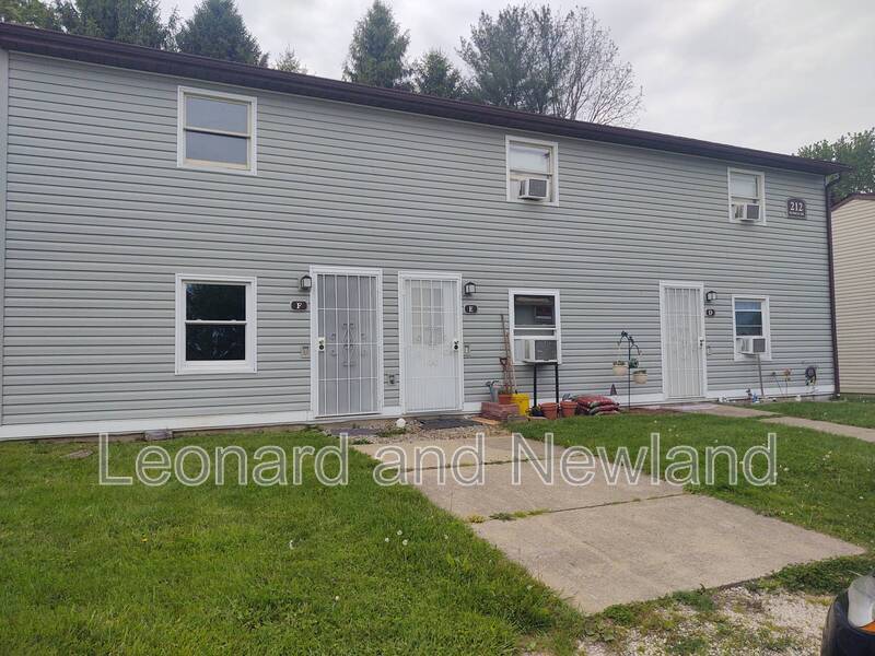 212 Patricia Dr in Byesville, OH - Building Photo