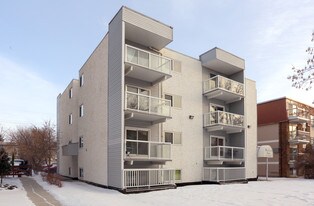 10617 107th St NW in Edmonton, AB - Building Photo