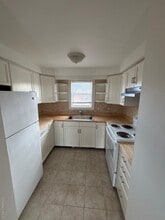 8 S Brett St in Beacon, NY - Building Photo - Building Photo