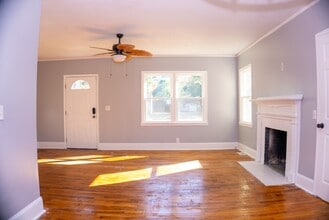 451 E Charlotte Ave in Sumter, SC - Building Photo - Building Photo