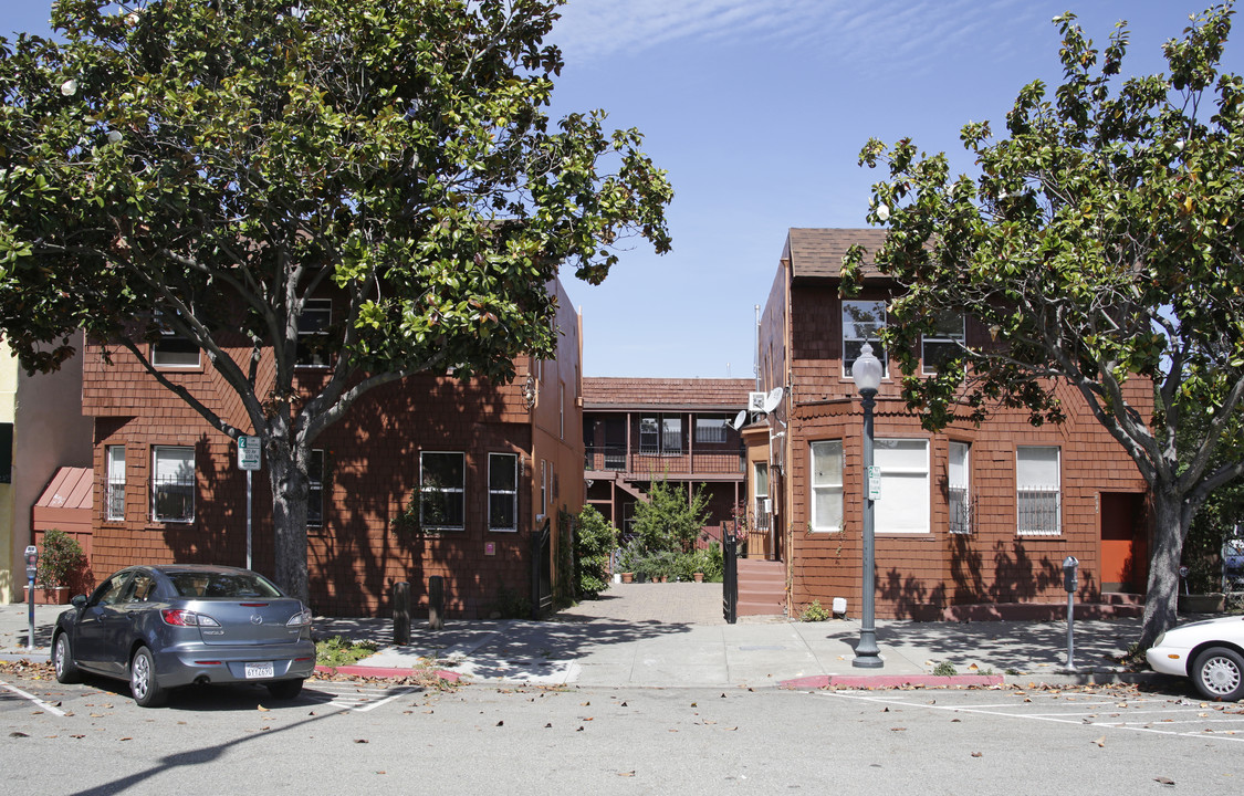 2930-2932 Adeline St in Berkeley, CA - Foto de edificio