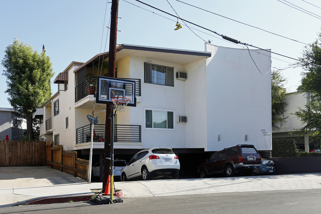 Rye St Apartments in Los Angeles, CA - Building Photo