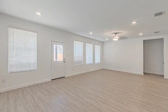 1357 Rockwell Dr in Little Elm, TX - Building Photo - Building Photo