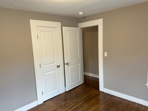 78 Bissell St in Manchester, CT - Building Photo - Building Photo