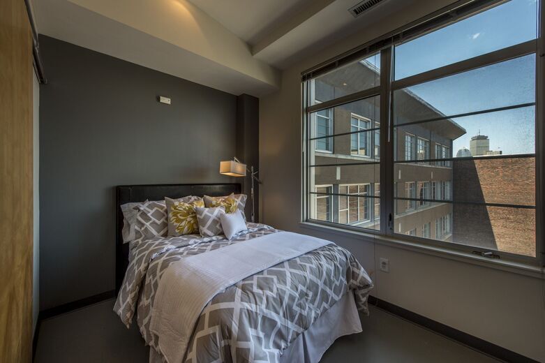 38 Bradford St, Unit 1 in Boston, MA - Foto de edificio