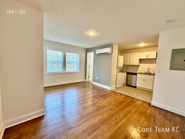 property at 1901 Olathe Blvd
