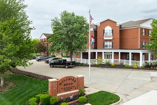 Wilshire Hills in Lee's Summit, MO - Building Photo