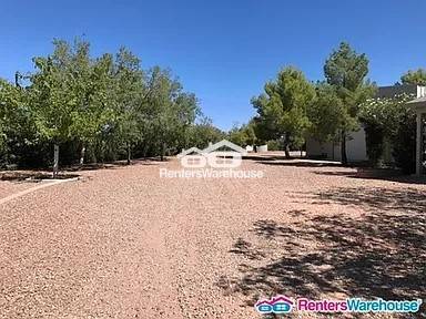 29319 N 203rd Ave in Wittmann, AZ - Building Photo