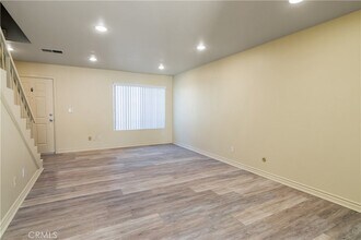 19216 Hamlin St in Los Angeles, CA - Building Photo - Building Photo