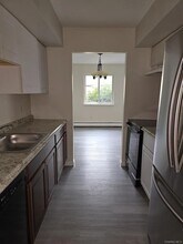1601 Cherry Hill Dr in Arlington, NY - Building Photo - Building Photo