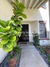 17562 Bocage Point in San Diego, CA - Building Photo - Building Photo