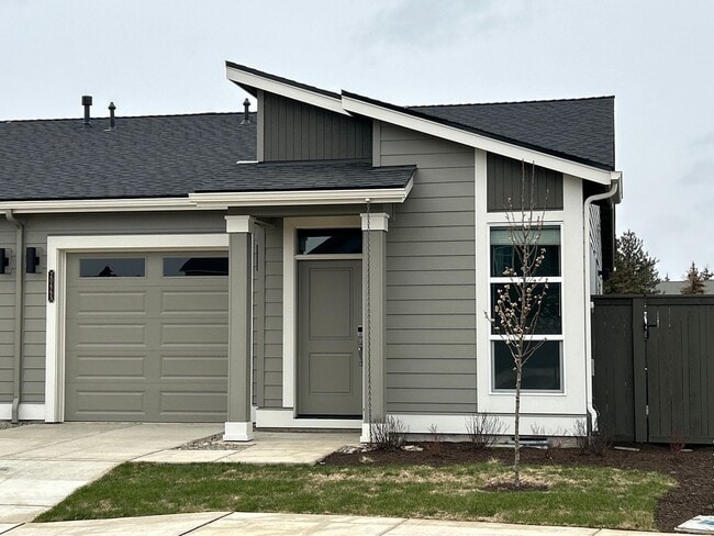 property at 20665 SE Iron Horse Ln