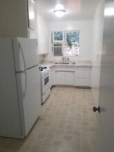 912 N Genesee Ave in West Hollywood, CA - Building Photo - Building Photo