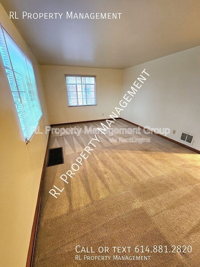 1030 Hilo Ln in Columbus, OH - Building Photo - Building Photo
