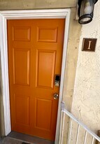 1085 12th St, Unit I in Imperial Beach, CA - Building Photo