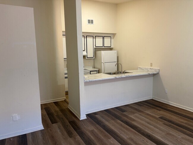 1812 W Tharpe St in Tallahassee, FL - Building Photo - Building Photo