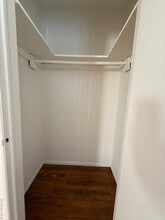 30 Gibson Blvd in Valley Stream, NY - Foto de edificio - Building Photo