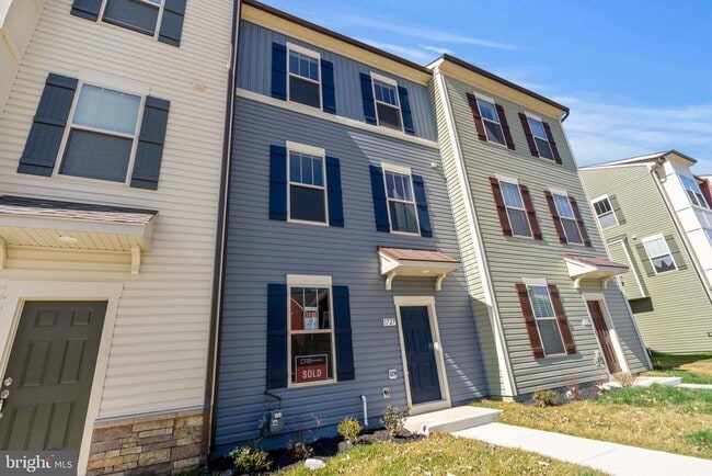 property at 1727 Evansberry Dr