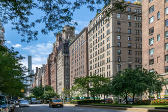 850 Park Ave in New York, NY - Foto de edificio - Building Photo