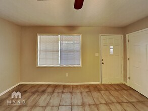 5409 Pine Valley Dr in Union City, GA - Foto de edificio - Building Photo