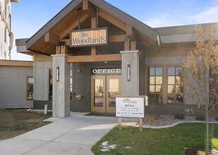 100 Woodlands Wy in Kalispell, MT - Building Photo - Building Photo