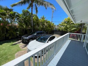1453 Aalapapa Dr in Kailua, HI - Building Photo - Building Photo
