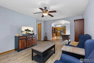 305 E Colorado Ave in Berthoud, CO - Foto de edificio - Building Photo