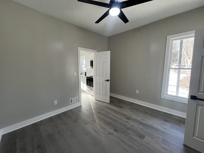 4021 Kent Rd in Stow, OH - Building Photo - Building Photo